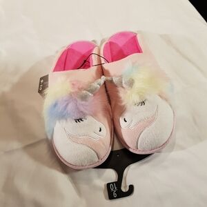 Secret Treasures women's size 5/6 Unicorn slippers pick size